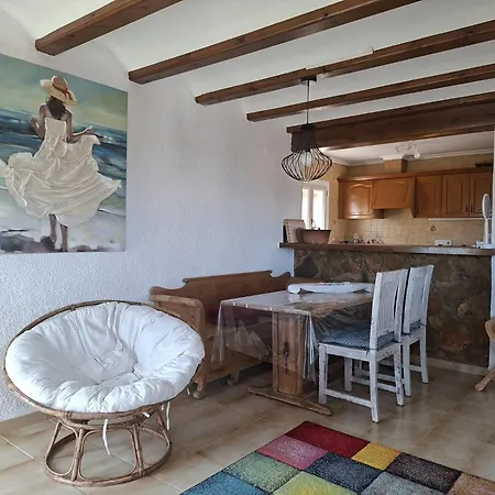 With Private Pool In El Montgo, דניה