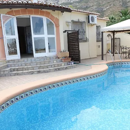 Сasa de vacaciones With Private Pool In El Montgo, *