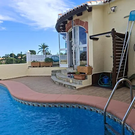 別荘 With Private Pool In El Montgo, デニア