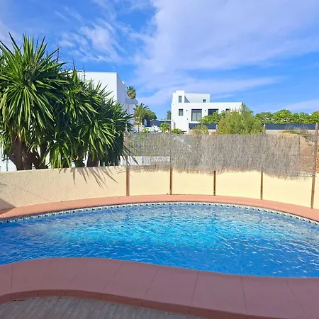 With Private Pool In El Montgo, 別荘 デニア