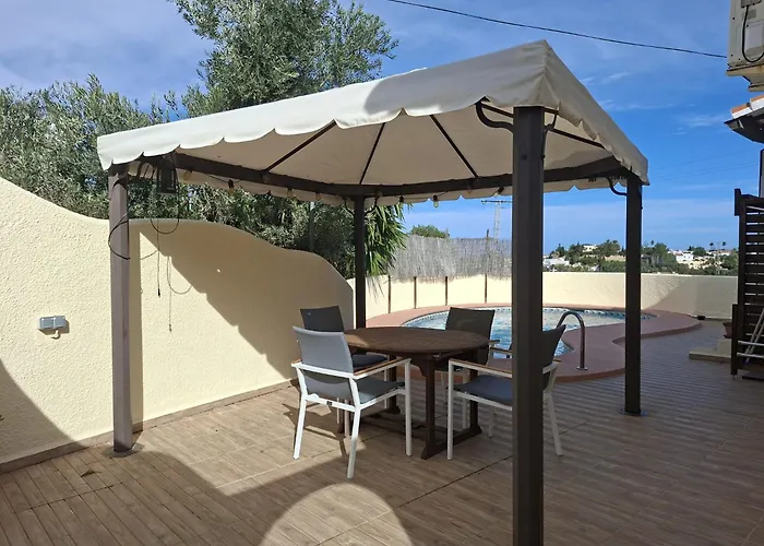 Feriehus With Private Pool In El Montgo,