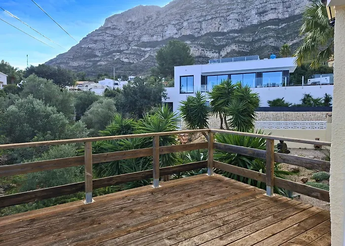 With Private Pool In El Montgo, בית נופש *